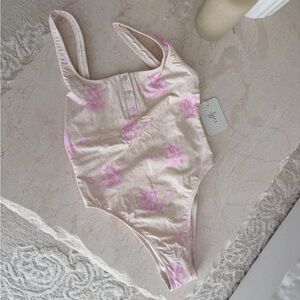 Frankie’s Bikinis X Pamela Anderson One Piece